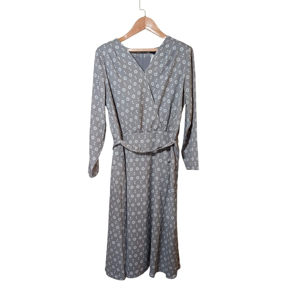 Ann Taylor Petite Grey Floral Medallion Faux Wrap Midi Dress 12P NWT